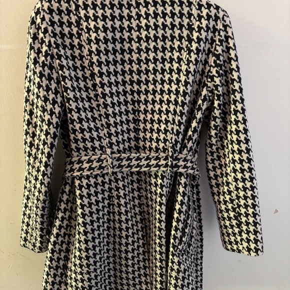 Calvin Klein Jacket - Picture 2 of 6